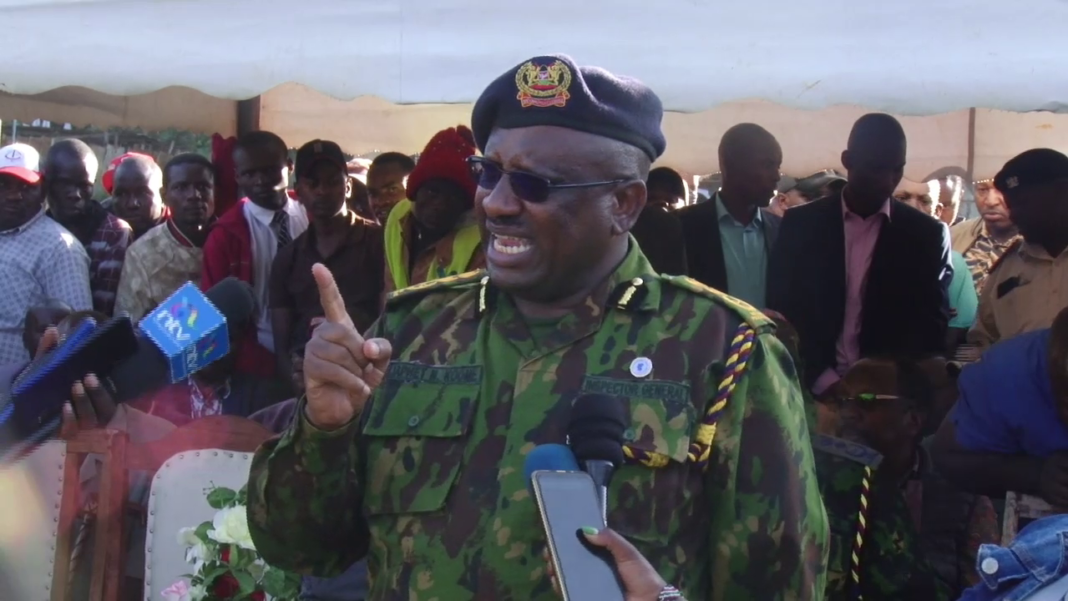 IG Koome breaths fire at Mutuati warning bandits. He also called on community to work with security agents to end banditry in Igembe North. Photo. MPC Reporter