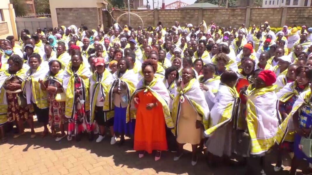 WOMEN KINDIKI 1